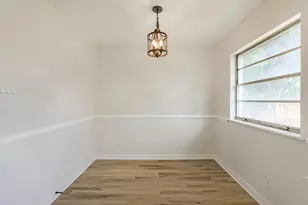 821 Oakwood Ave, Hurst, TX 76053 - Photo 7