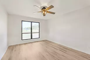 821 Oakwood Ave, Hurst, TX 76053 - Photo 3