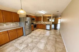 1600 Fieldstone Dr, Little Elm, TX 75068 - Photo 5