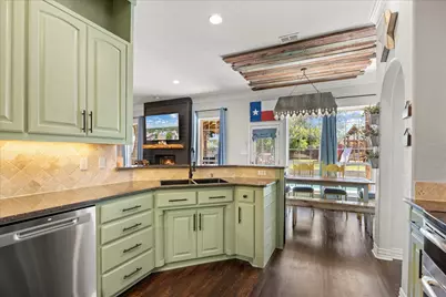 3930 Buena Vista Circle, Granbury, TX 76049 - Photo 15