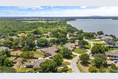 3930 Buena Vista Circle, Granbury, TX 76049 - Photo 37