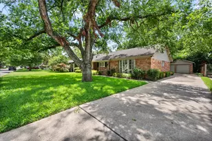604 Waggoner Dr, Arlington, TX 76013 - Photo 27