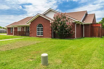 608 Aldridge Street, Commerce, TX 75428 - Photo 3