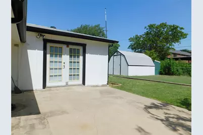 705 Sun Valley Drive, Denton, TX 76209 - Photo 23