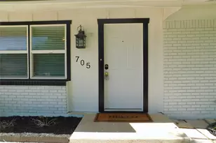 705 Sun Valley Dr, Denton, TX 76209 - Photo 3