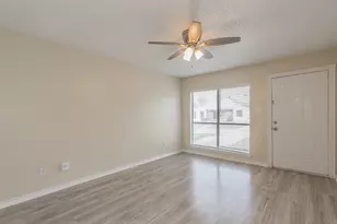 2760 Parkchester Dr, Arlington, TX 76015 - Photo 3