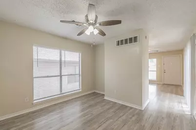 2760 Parkchester Drive, Arlington, TX 76015 - Photo 7