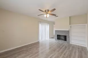2760 Parkchester Dr, Arlington, TX 76015 - Photo 1