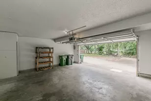 2760 Parkchester Dr, Arlington, TX 76015 - Photo 35