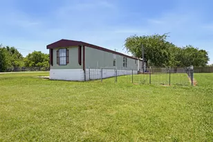 7305 Walden Dr, Joshua, TX 76058 - Photo 29