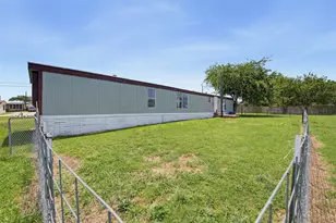 7305 Walden Dr, Joshua, TX 76058 - Photo 31