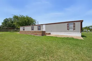 7305 Walden Dr, Joshua, TX 76058 - Photo 25