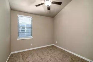 635 Wheatfield Dr, Venus, TX 76084 - Photo 7