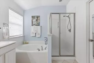 1404 Biltmore Ln, Irving, TX 75063 - Photo 21