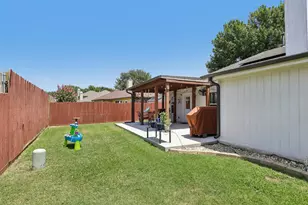 828 Pennsylvania Dr, Saginaw, TX 76131 - Photo 27