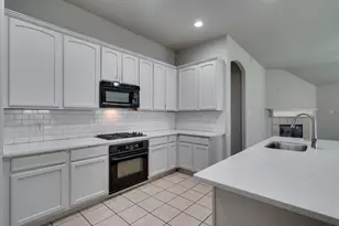 2348 Morning Dew Dr, Little Elm, TX 75068 - Photo 9