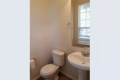 924 Bentwood Trail, Grand Prairie, TX 75052 - Photo 3