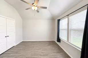 3720 Yarrow Drive, Denton, TX 76226 - Photo 11