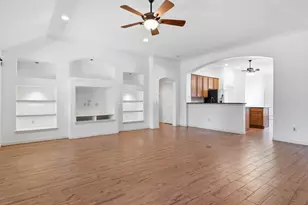 10509 Cascade Dr, Denton, TX 76207 - Photo 9
