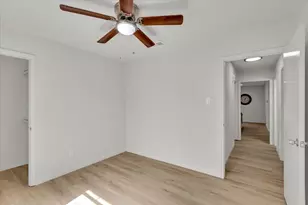 6561 Alta Vista Dr, Watauga, TX 76148 - Photo 19