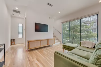 2304 N Garrett Avenue #1, Dallas, TX 75206 - Photo 5