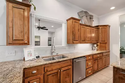 1109 Robbins Road, Athens, TX 75751 - Photo 13