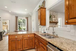 1109 Robbins Rd, Athens, TX 75751 - Photo 11