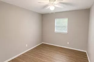 901 Bessie St, Fort Worth, TX 76104 - Photo 11