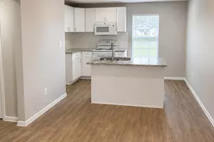 901 Bessie St, Fort Worth, TX 76104 - Photo 5