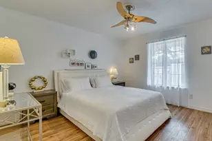 10207 Carry Back Cir, Dallas, TX 75229 - Photo 29