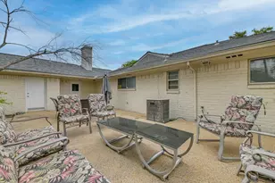 10207 Carry Back Cir, Dallas, TX 75229 - Photo 39