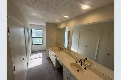401 Towne House Lane, Richardson, TX 75081 - Photo 11