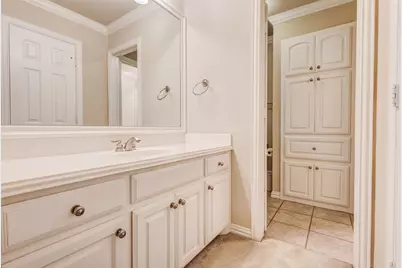 7921 Shady Oaks Drive, North Richland Hills, TX 76182 - Photo 25
