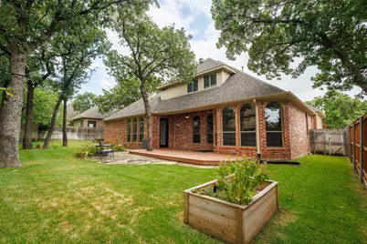 7921 Shady Oaks Drive, North Richland Hills, TX 76182 - Photo 5