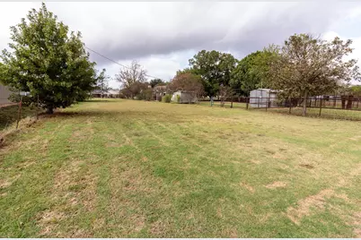 801 S Sutton Street, Mabank, TX 75147 - Photo 21