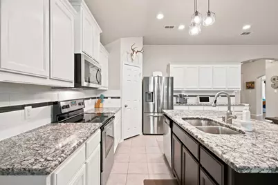 3901 Kensington Drive, Sanger, TX 76266 - Photo 7