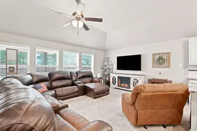 3901 Kensington Drive, Sanger, TX 76266 - Photo 11