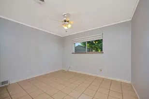 7004 Meadowbrook Dr, Fort Worth, TX 76112 - Photo 25