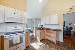 407 Nita Ln, Euless, TX 76040 - Photo 11
