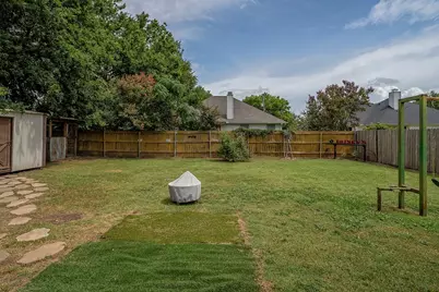 807 Lee Street, Tioga, TX 76271 - Photo 21