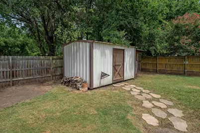 807 Lee Street, Tioga, TX 76271 - Photo 23