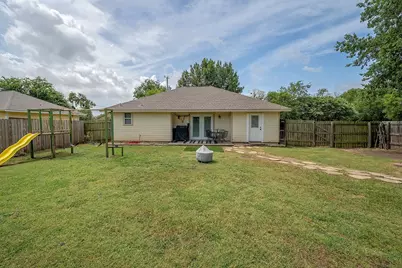 807 Lee Street, Tioga, TX 76271 - Photo 25