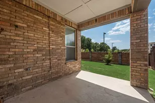 306 Salsbury Dr, Euless, TX 76040 - Photo 27