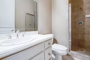801 Camelot Ct, Highland Village, TX 75077 - Photo 31