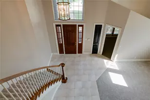 801 Camelot Ct, Highland Village, TX 75077 - Photo 33