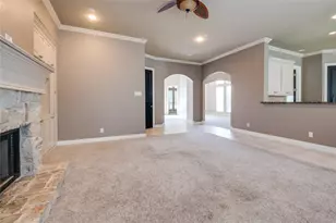 801 Camelot Ct, Highland Village, TX 75077 - Photo 15
