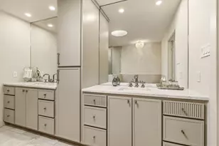 10747 Bushire Dr, Dallas, TX 75229 - Photo 23