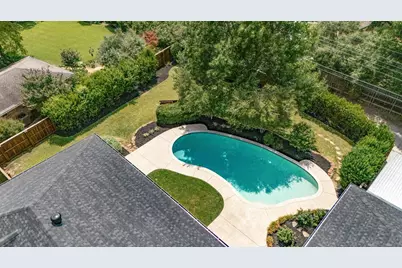 10747 Bushire Drive, Dallas, TX 75229 - Photo 39