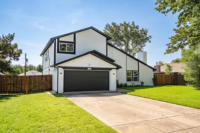 2316 Hummingbird Trail, Grapevine, TX 76051 - Photo 3