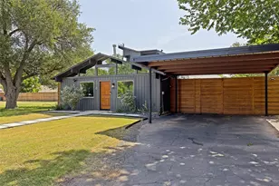 118 W Shore, Lewisville, TX 75057 - Photo 3